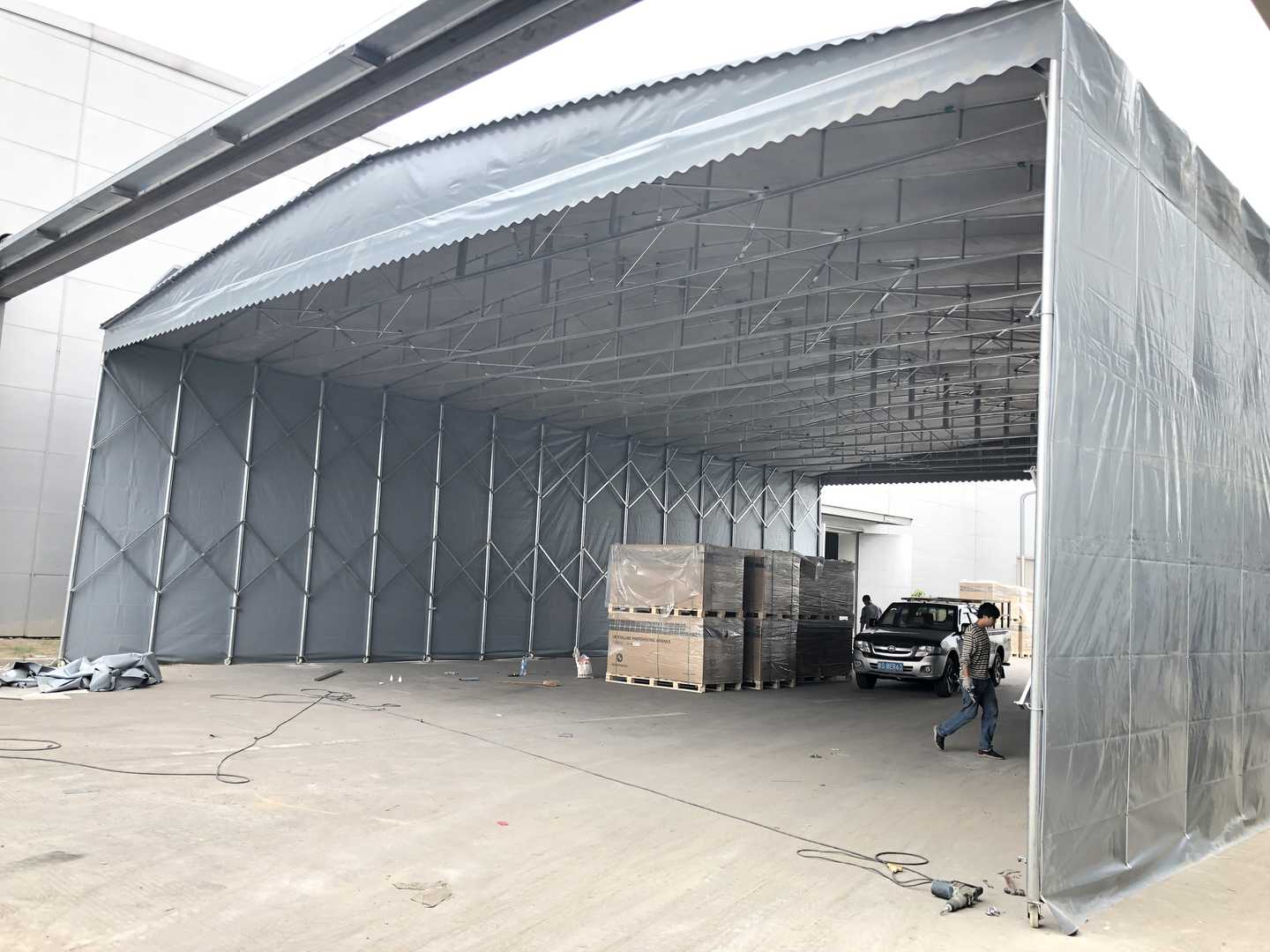 移动仓储雨篷仓库